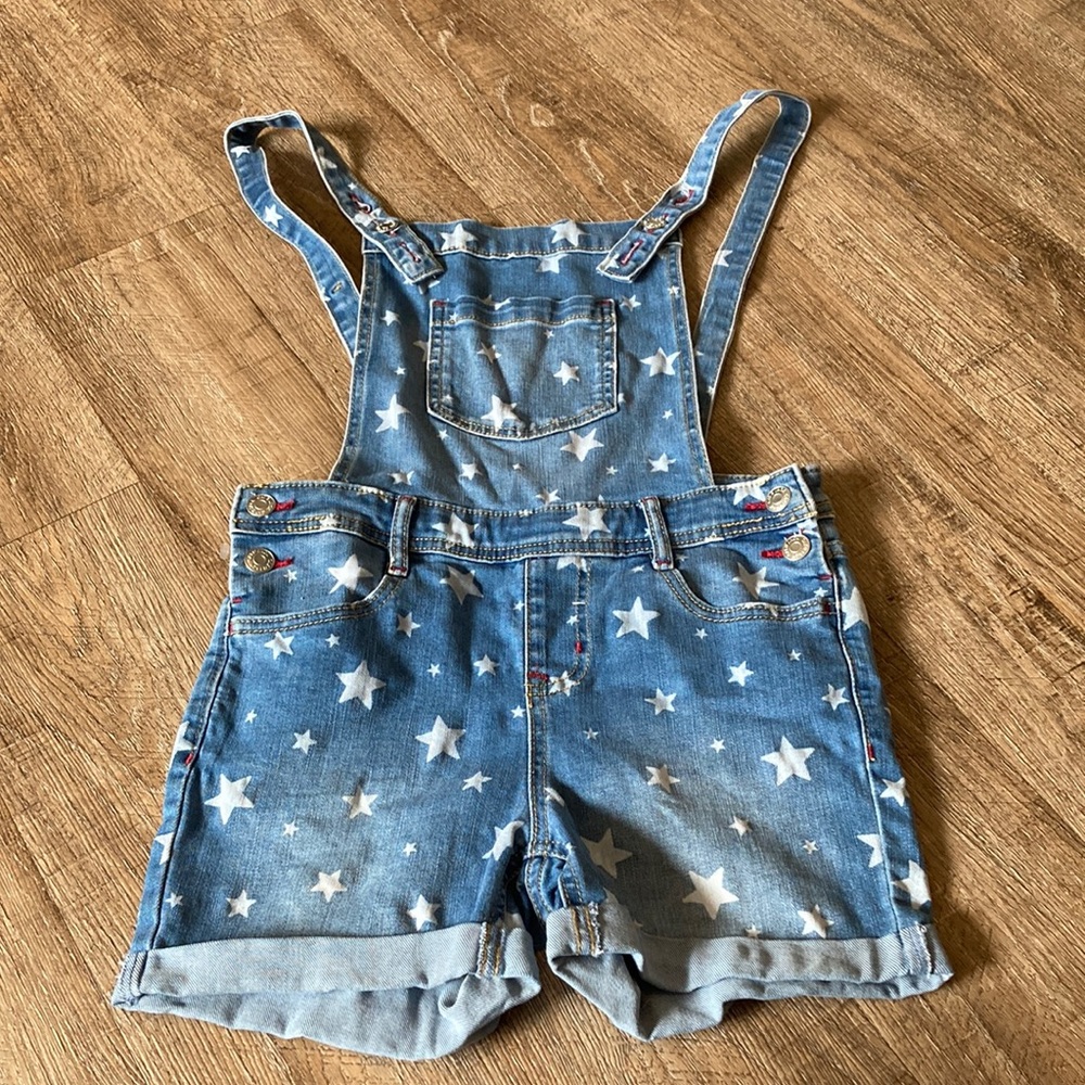 Cat&jack girl star overalls size  7/8